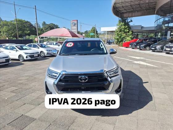 TOYOTA HILUX 2.8 D-4D TURBO DIESEL CD SRX 4X4 AUTOMÁTICO TOYOTA HILUX 2.8 D-4D TURBO DIESEL CD SRX 4X4 AUTOMÁTICO